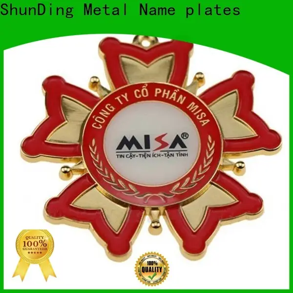 ShunDing advanced custom metal logo badges owner for auction 1