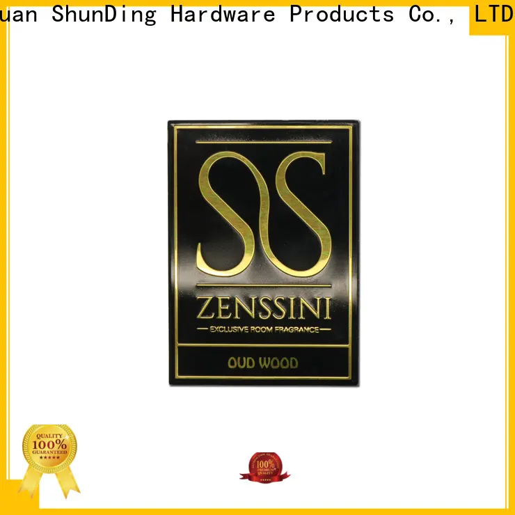fine- quality wine label maker from China for staff 1