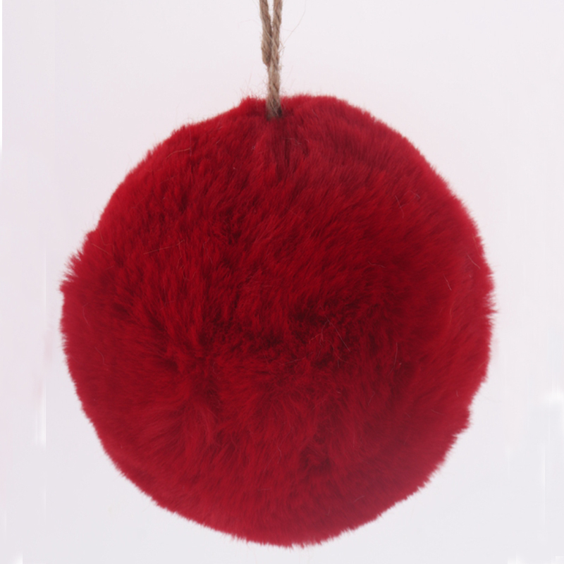 Flauschiges Weihnachtskugel-Ornament aus Kunstfell in Rot 2