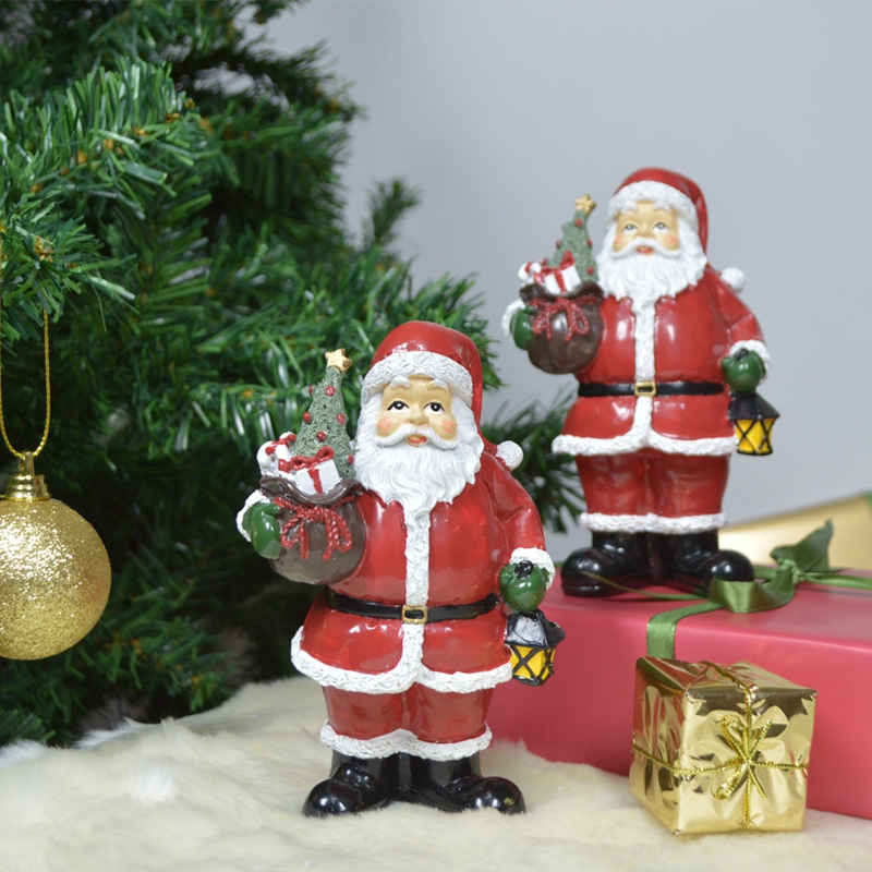 Handmade Polyresin Standing Santa Claus Figurines 1