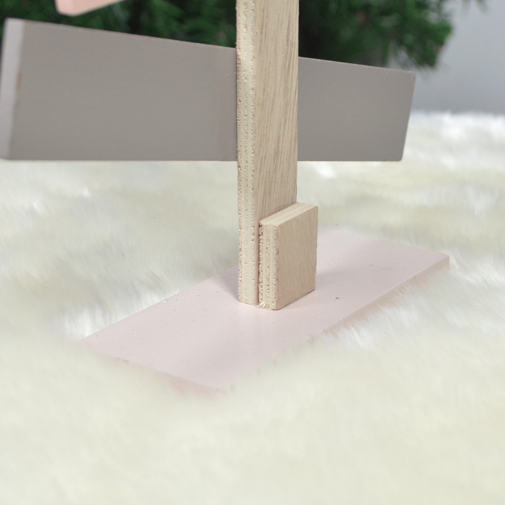 ODM hölzernes Weihnachtsbaummodell schreibt die Segensprache-Desktop-Dekoration 5