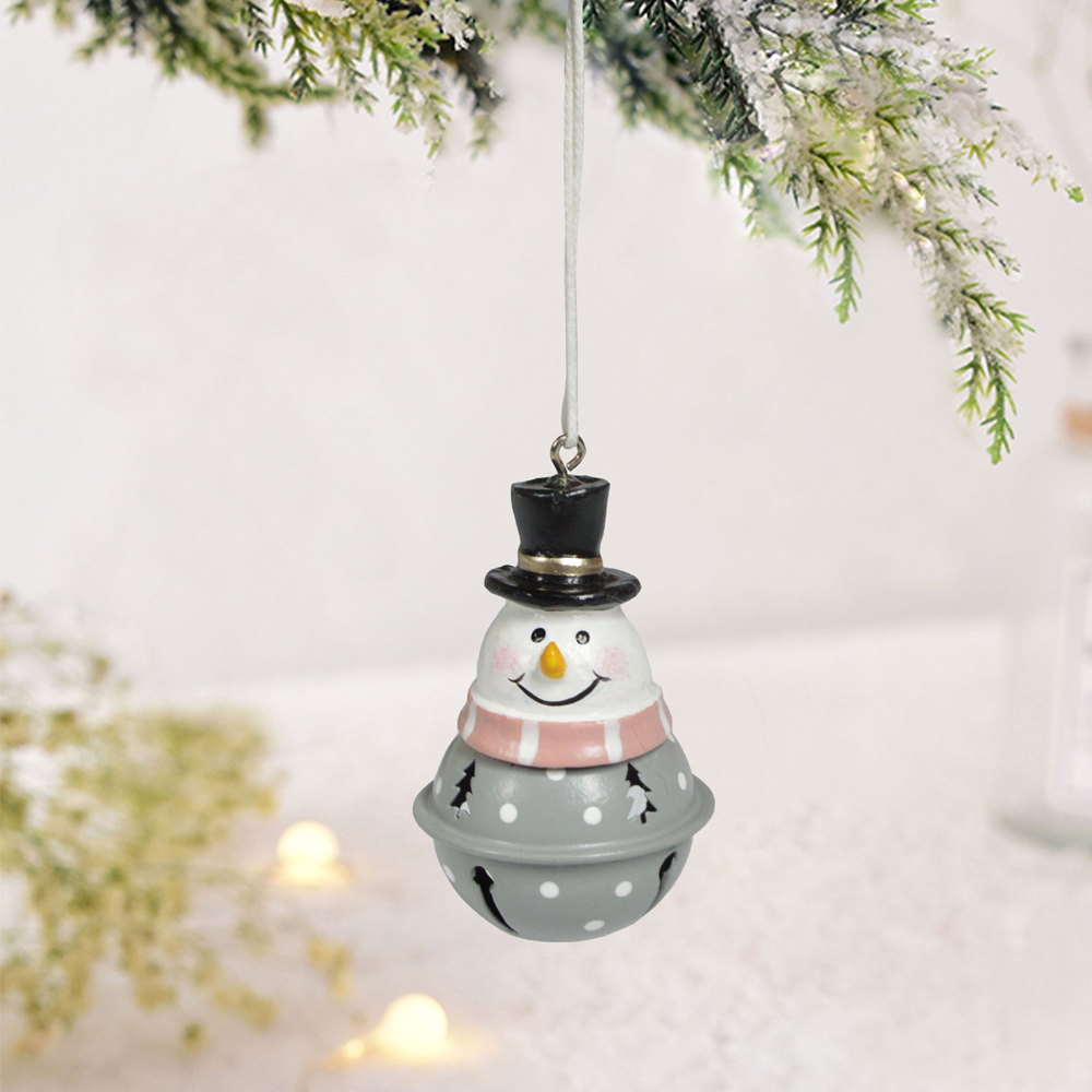 Campanas navideñas de muñeco de nieve artesanales de fábrica, pequeñas campanas colgantes de metal, regalos, decoración, árbol de Navidad colgante 4