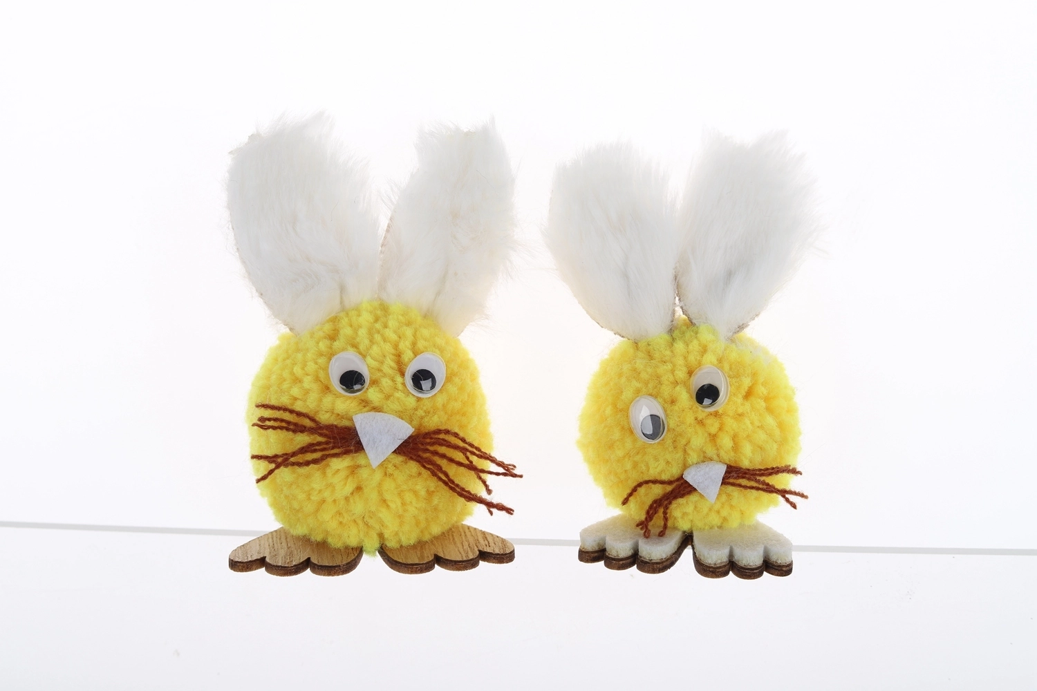 Adornos de fieltro para escritorio de conejo de orejas grandes de Pascua, proveedor de decoración de primavera de Pascua 1