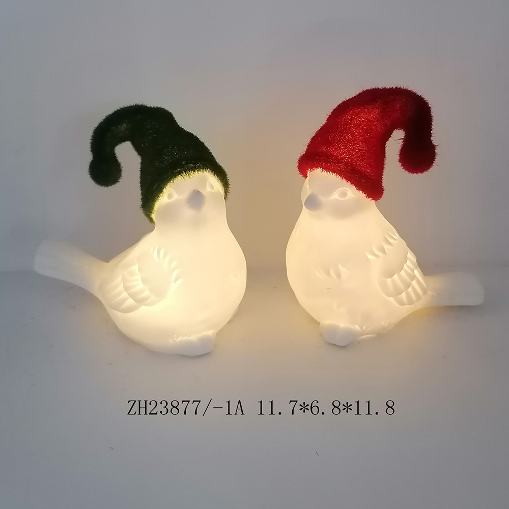 Benutzerdefinierte personalisierte Familie Keramik Licht bis LED Weihnachten Pinguin Figur Ornamente 5