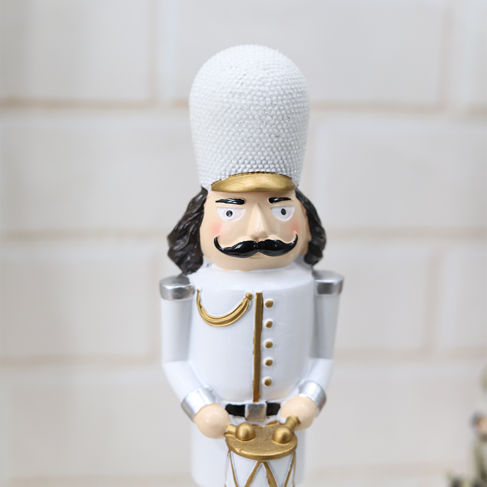 Christmas Figures Tabletop Decorations Resin Christmas Nutcracker Soldier Ornaments 10