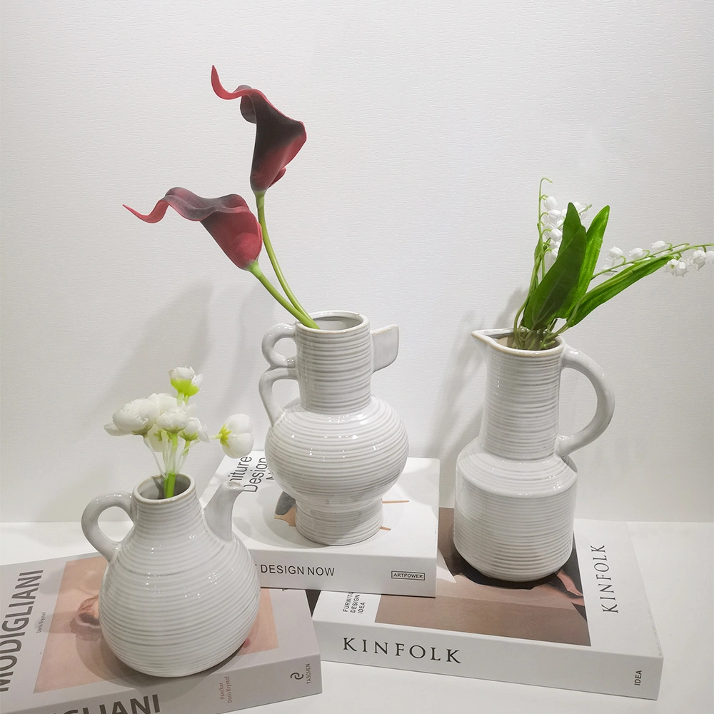 Jarrones de cerámica minimalistas modernos blancos con asa para decoración de estanterías de dormitorio y oficina en casa 1