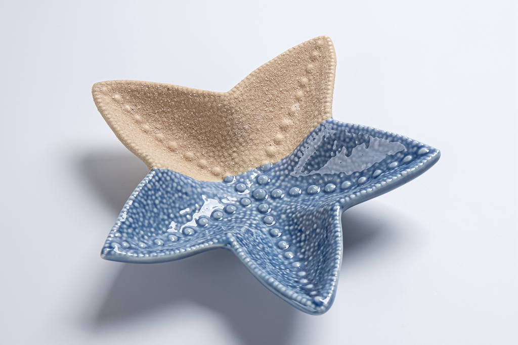 Bandeja de cerámica con forma de estrella de mar oceánica para guardar joyas, aretes, anillos, pulseras y otros objetos pequeños. 1