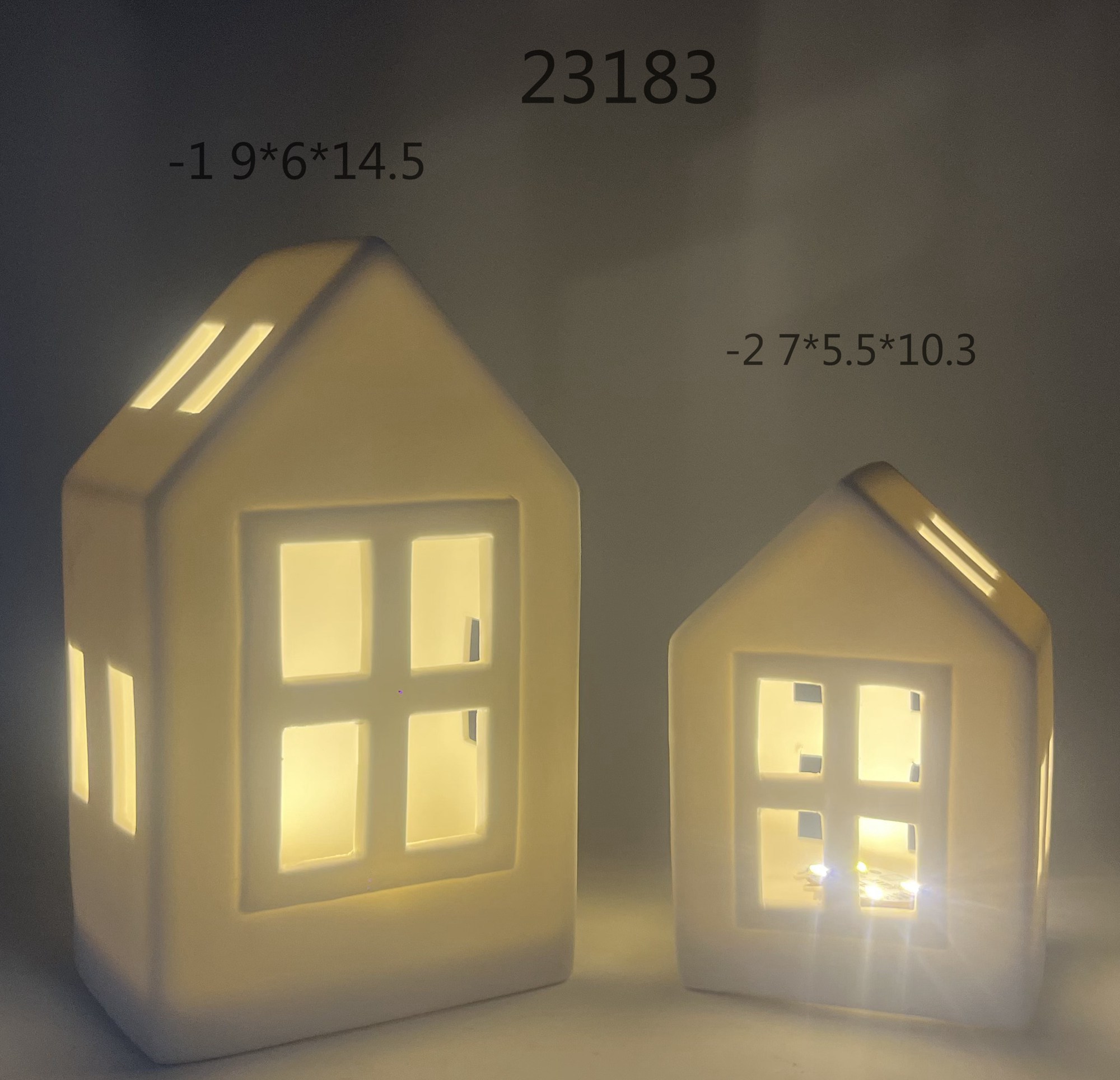 Weißes Porzellan Weihnachten LED beleuchtete weiße Häuser Dekor Miniatur Weihnachten Dorf Häuser Schneeflocke weiß leuchtende Schloss 5