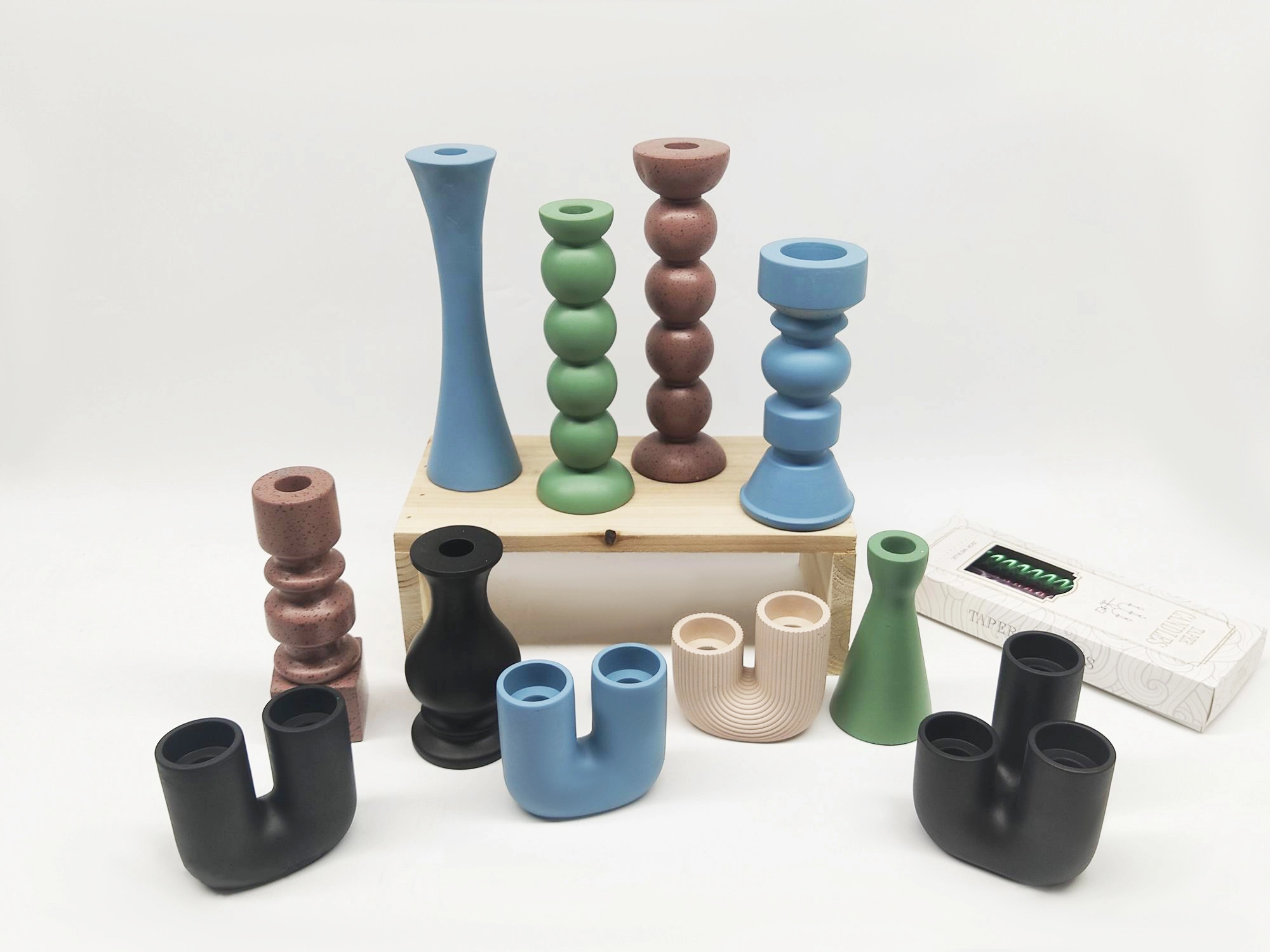 Großhandel Günstige Moderne Zement Kerze Gefäße Luxus Beton Kerzenhalter Custom Logo Candle Stick Candlestick 1