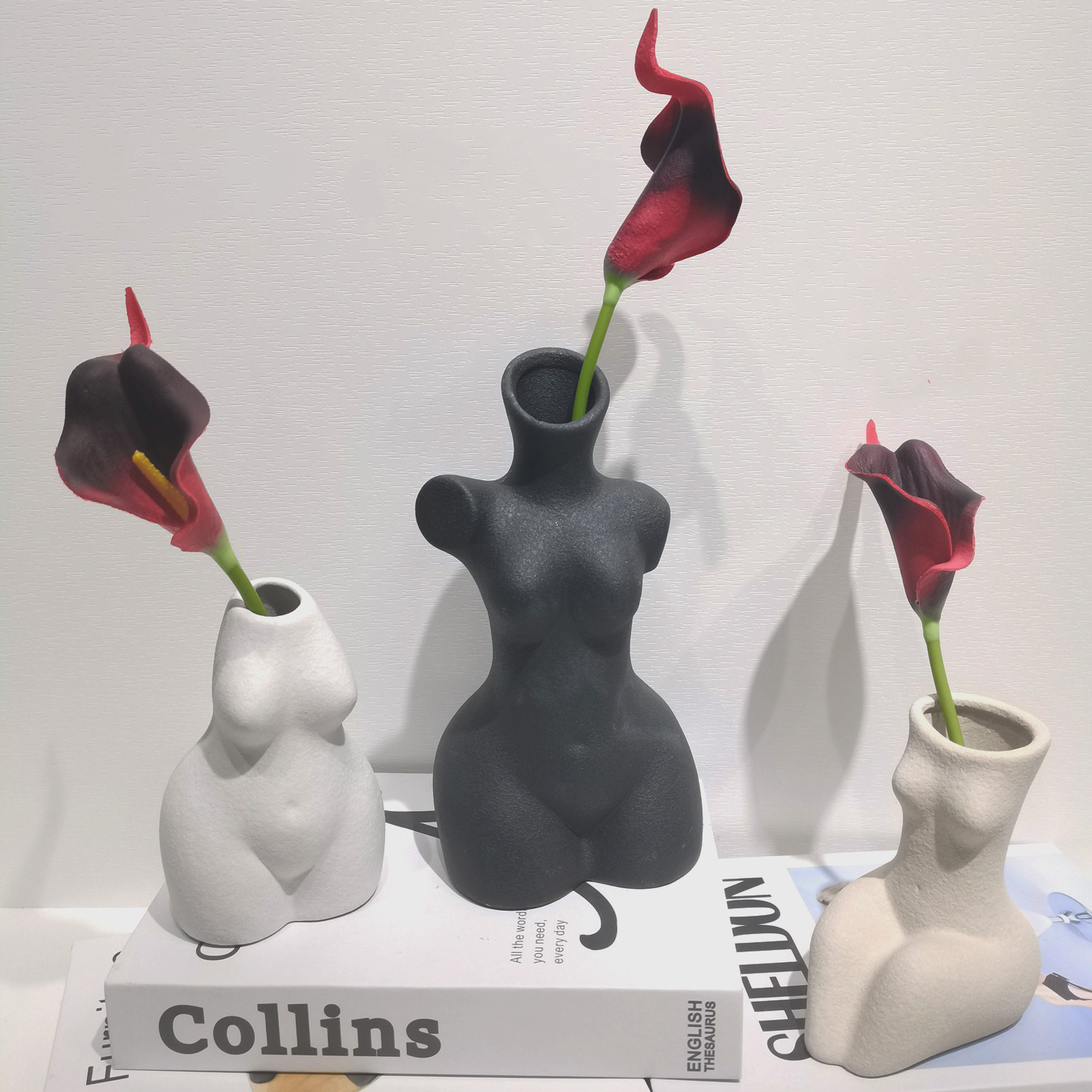 Jarrón de cerámica moderno con forma de cuerpo femenino, maceta multiusos para decoración estética de habitaciones, ideal para flores secas. 1