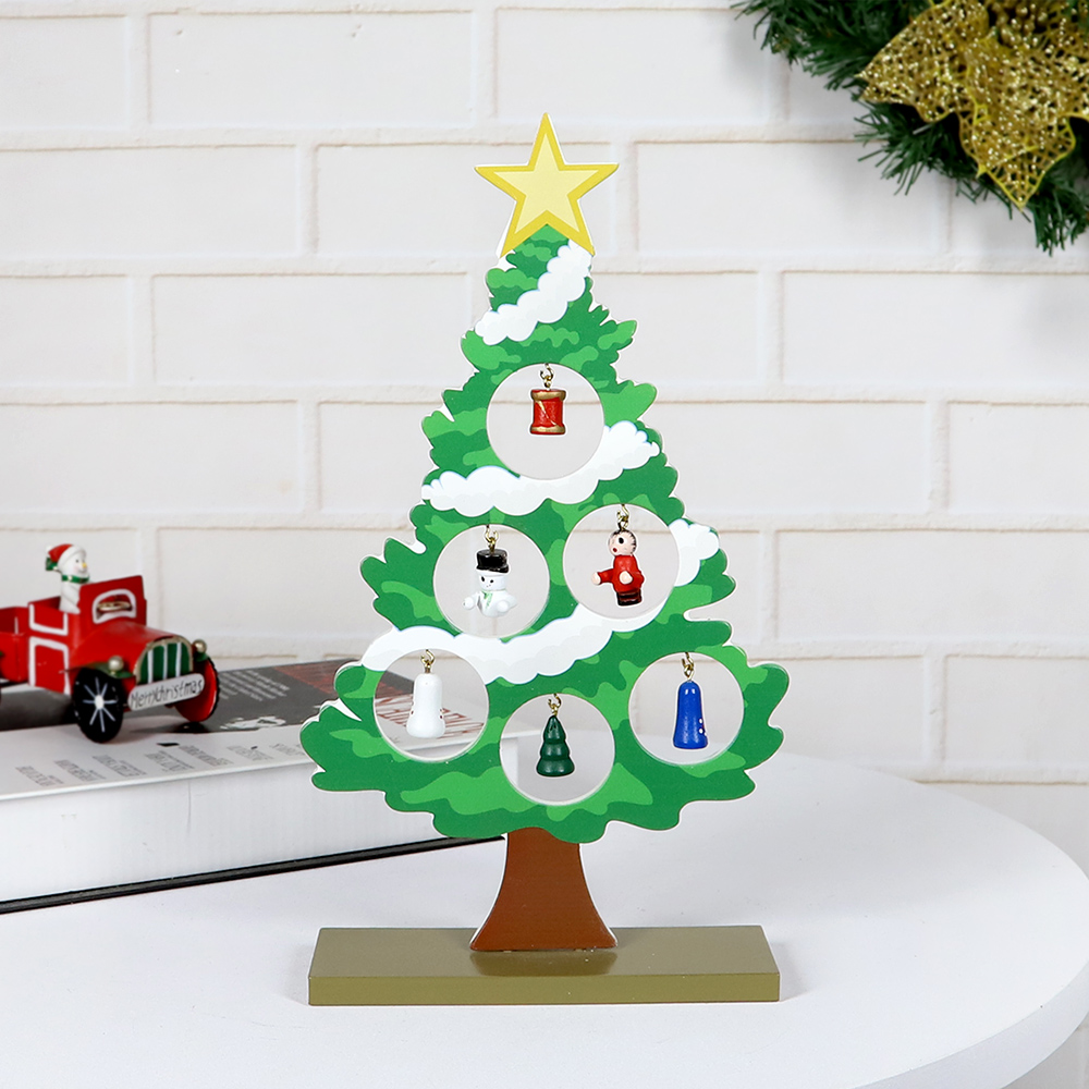 Handgefertigte DIY kleine hölzerne Weihnachtsbaumdekoration