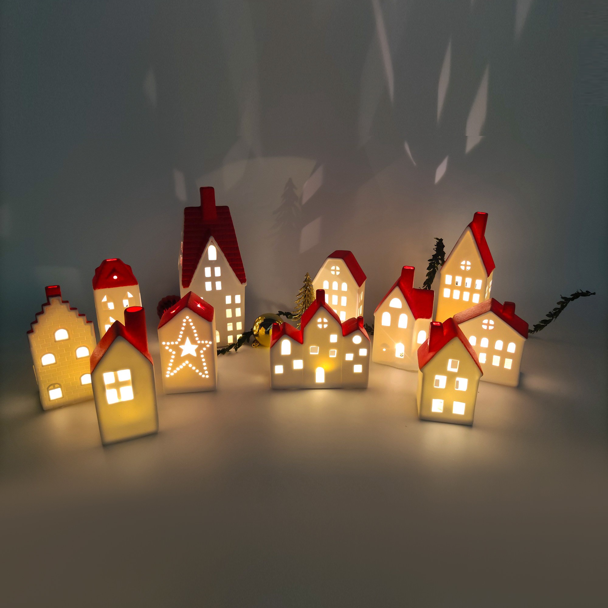 Weihnachtsschmuck für den Innenbereich, beleuchtete Keramikhäuser, Weihnachtsferien, Bauernhaus, rustikales Dekor, Heimdekoration 2