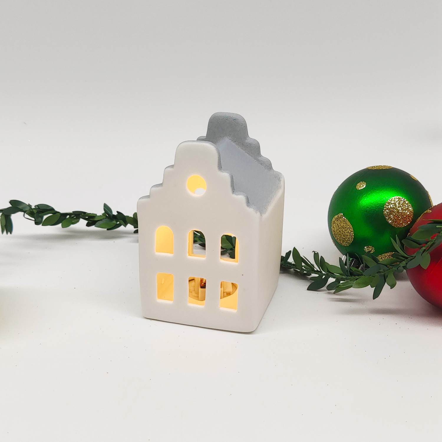 Adornos de estilo arquitectónico nórdico, tallados a mano, luces huecas para casa, adornos de cerámica LED, regalos decorativos de Navidad. 6