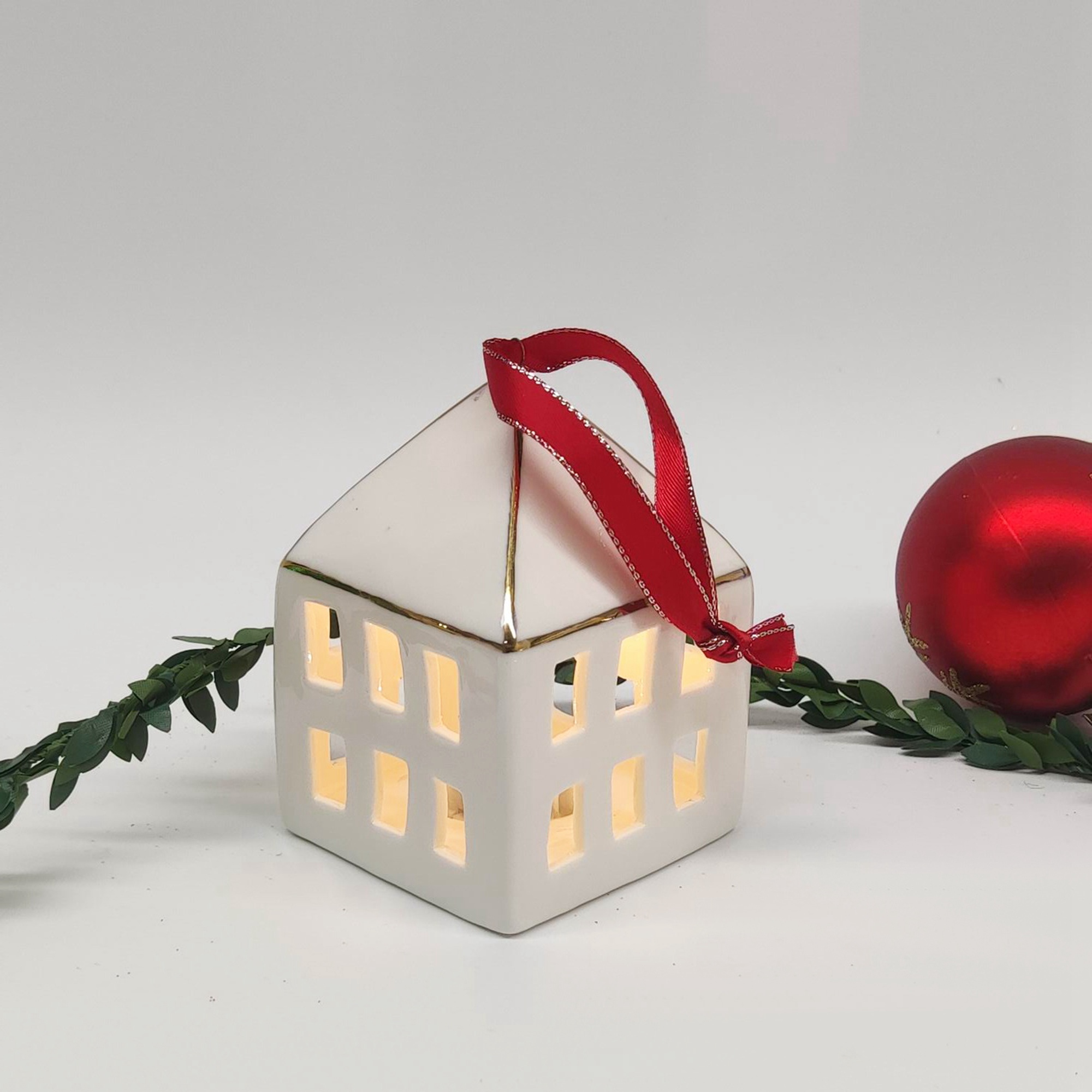Keramik-Minihäuser, LED-Beleuchtung, Miniatur-Keramikhaus, neuartige Nachtbeleuchtung, weiße Porzellanfiguren, Nachttischdekor 3