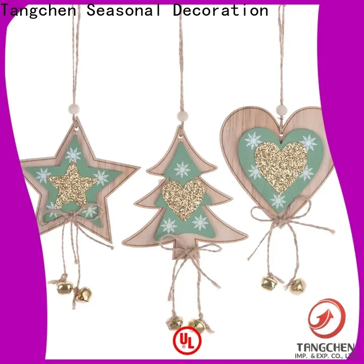 Tangchen skating wooden christmas for business 1
