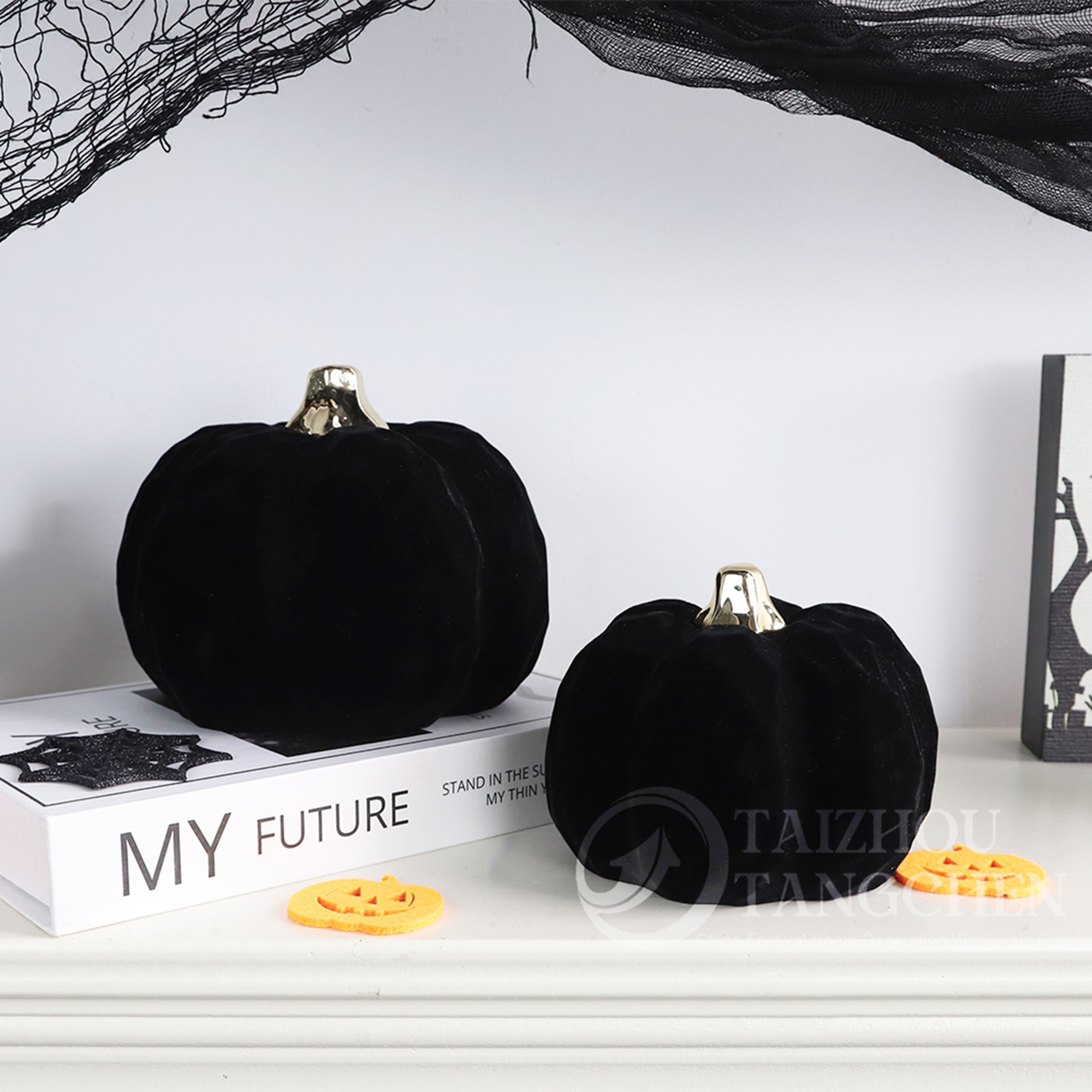 Set de decoración de Halloween: Almohada de peluche fantasma, calabazas de cerámica negra, luz LED fantasma, decoración de madera, decoración espeluznante para el hogar. 3