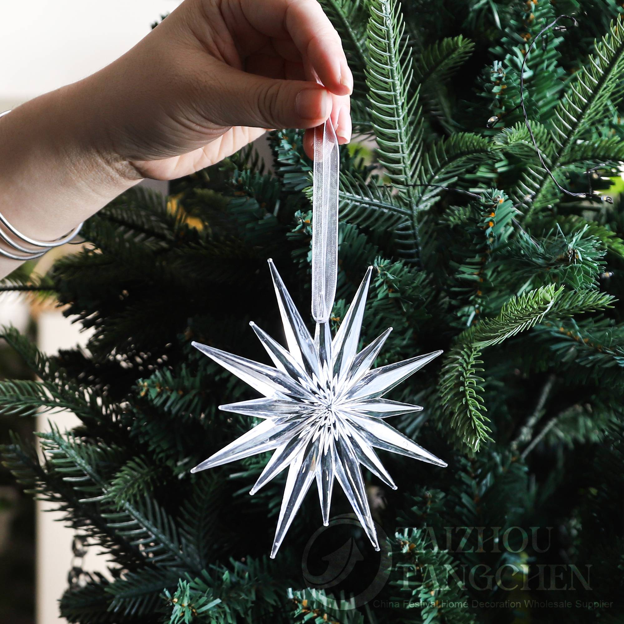 Weihnachtsanhänger aus Acryl – Transparente Hängeornamente, kristallklare Schneeflocken-Dekorationen für Weihnachtsbaum und Heimdekoration 5