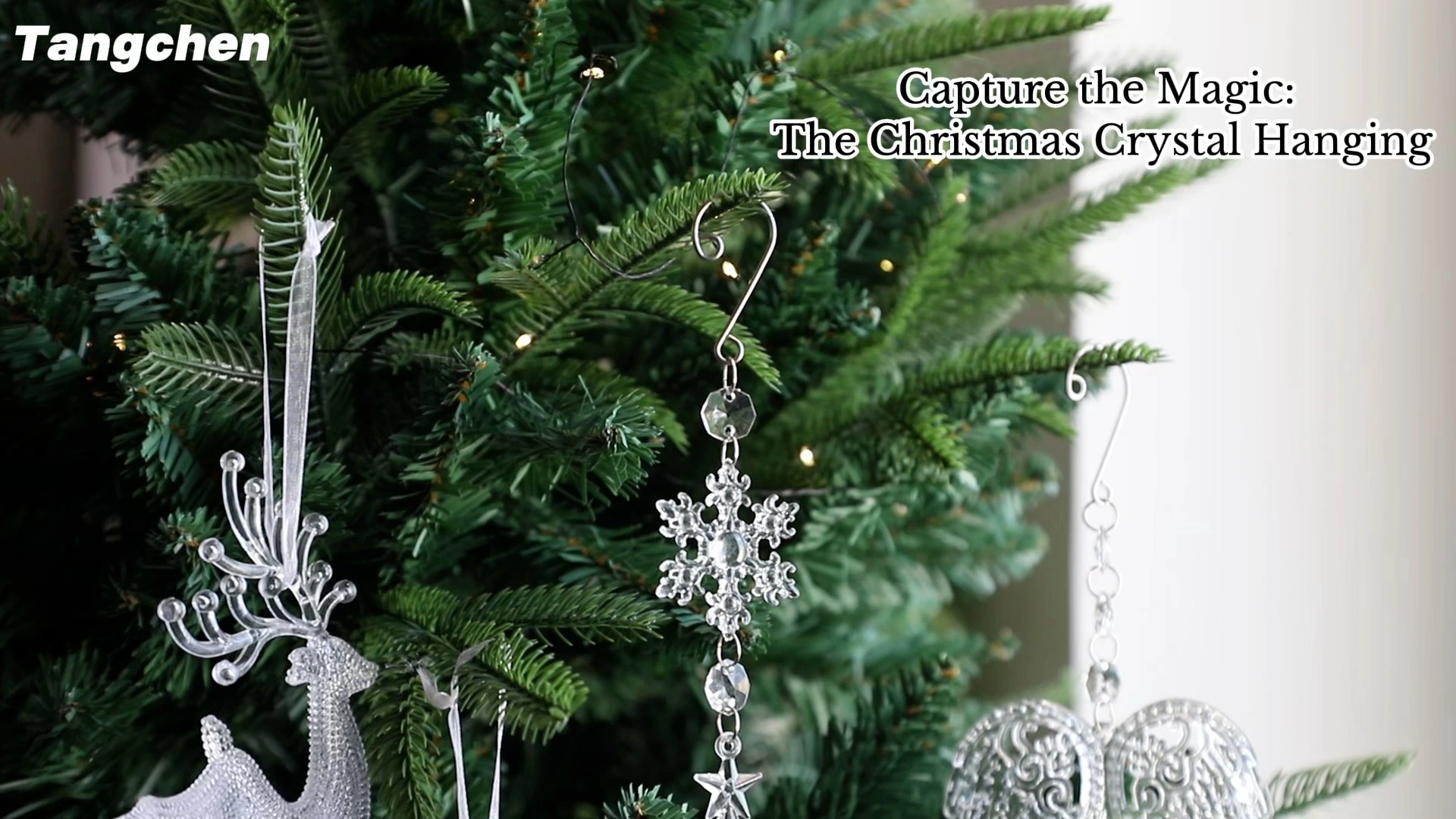 Merry Christmas Tree New Year Gift Hanging Pendants Acrylic Elk Crystal Shoes Ornaments 1