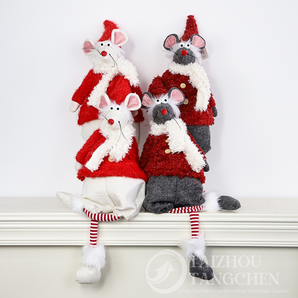 Juego de figuras de ratón navideño con miniárboles de Navidad de tela roja y blanca y adornos de bastones de caramelo: adorables adornos navideños para la decoración del hogar. 4