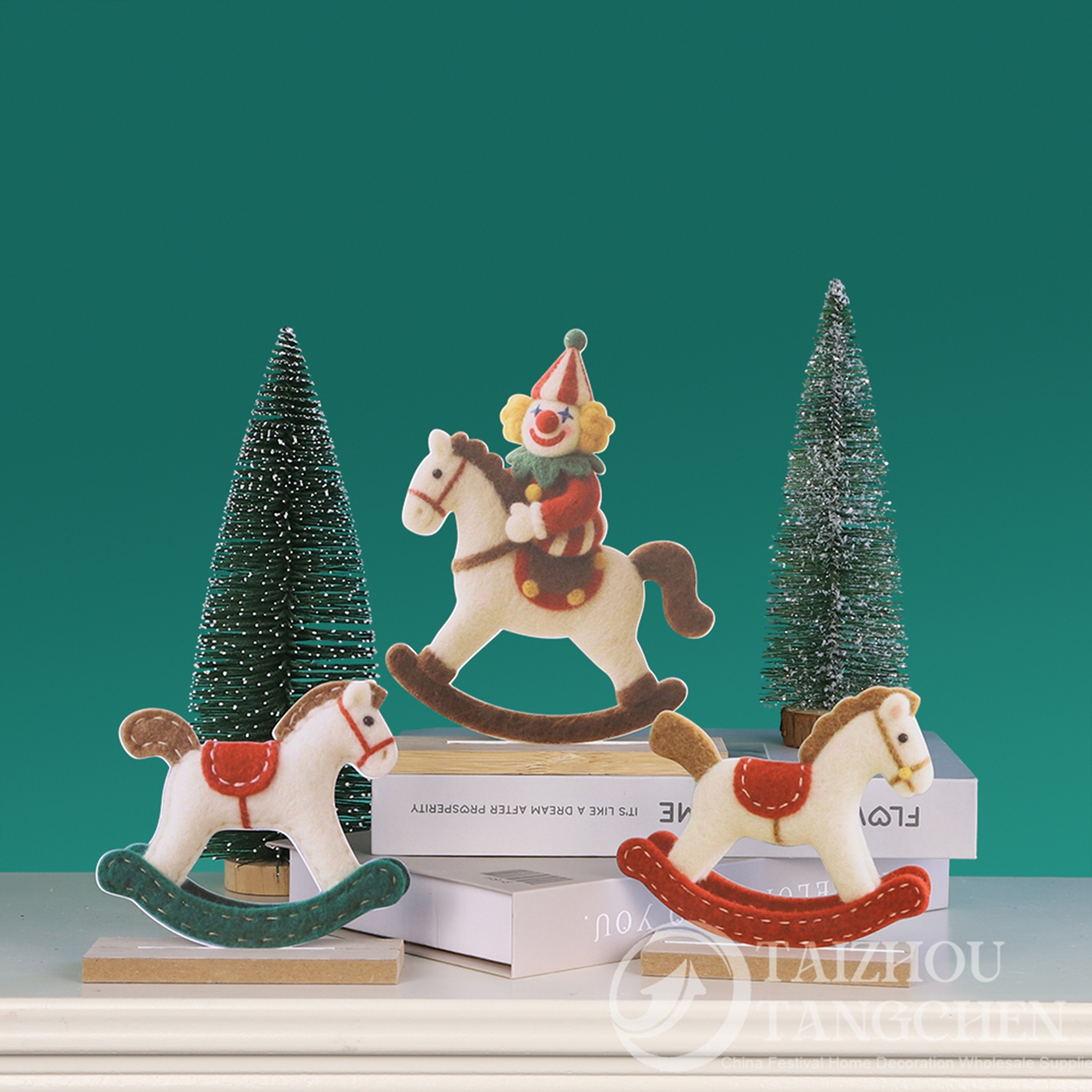 Weihnachtliche Schaukelpferde aus Metall – Vintage-Tischfiguren aus Zinn im Zirkusstil 2