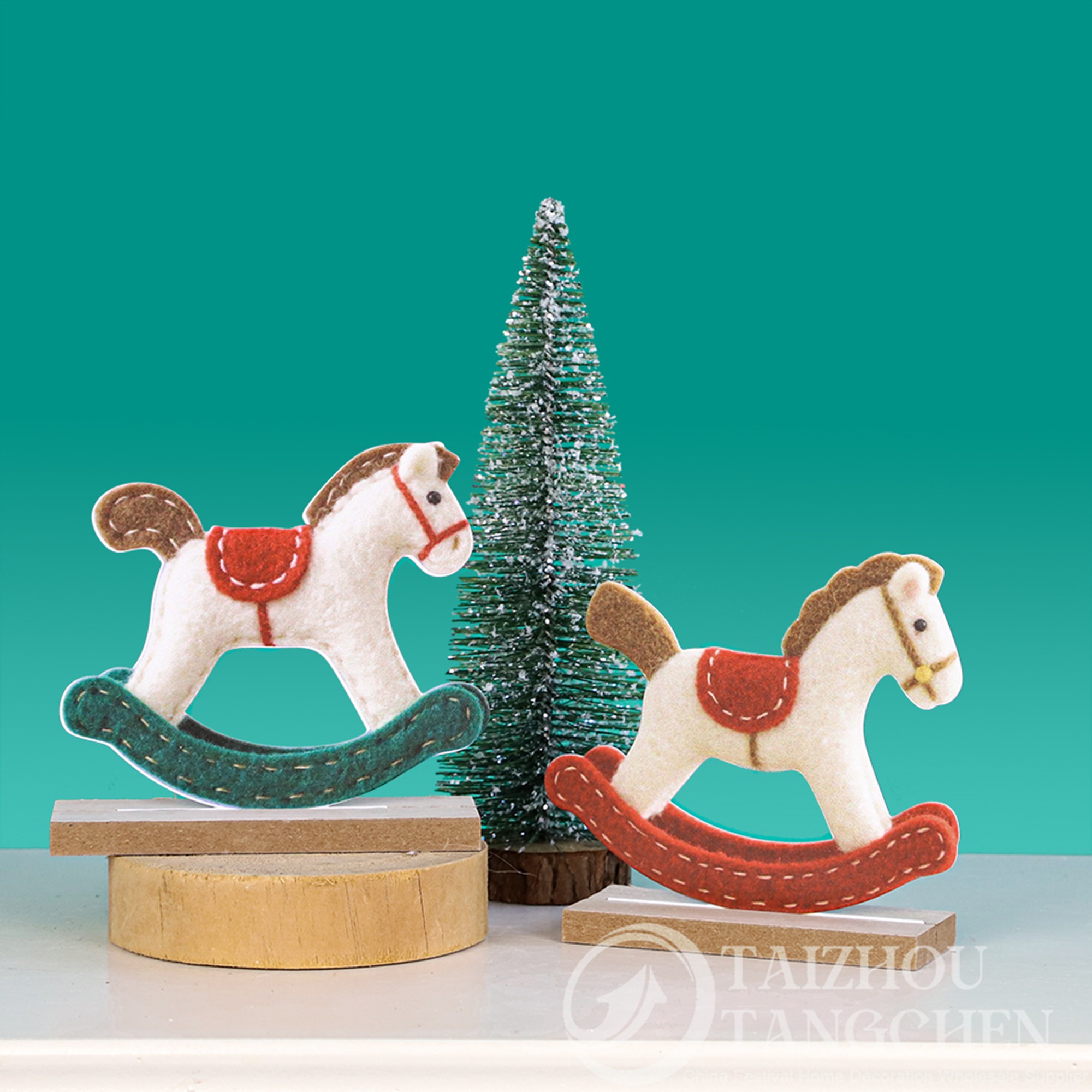 Weihnachtliche Schaukelpferde aus Metall – Vintage-Tischfiguren aus Zinn im Zirkusstil 3