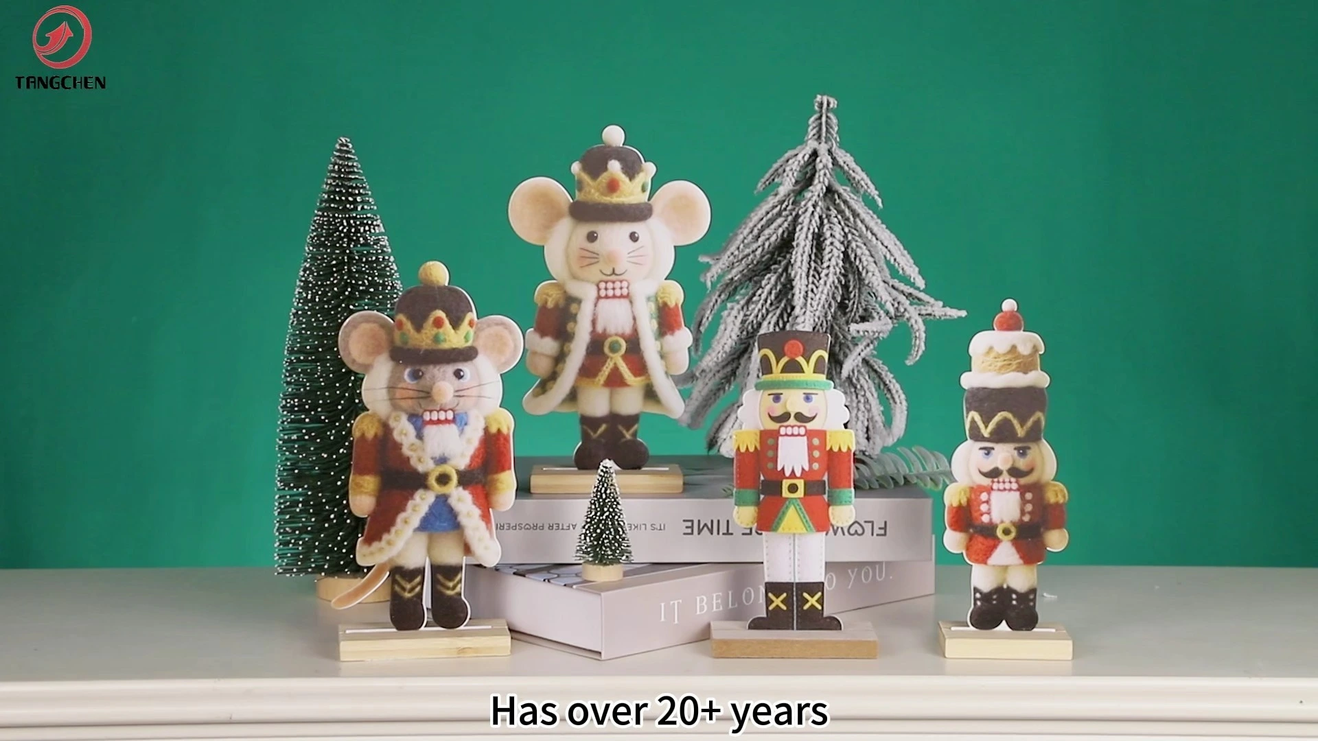 Christmas Tin Nutcracker Mouse King Figurines Set – Metal Holiday Circus Tabletop Decorations with Mini Christmas Trees 1
