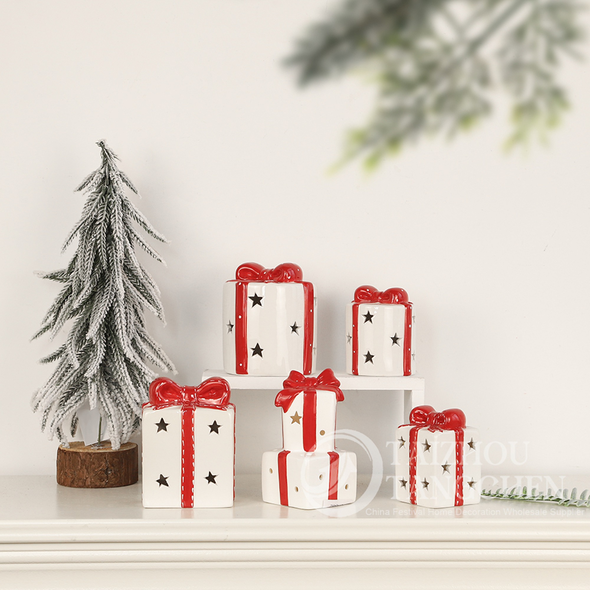 Christmas Lighted Gift Boxes - Ceramic Presents Christmas Boxes Lane Red & White LED Present Ornament 2
