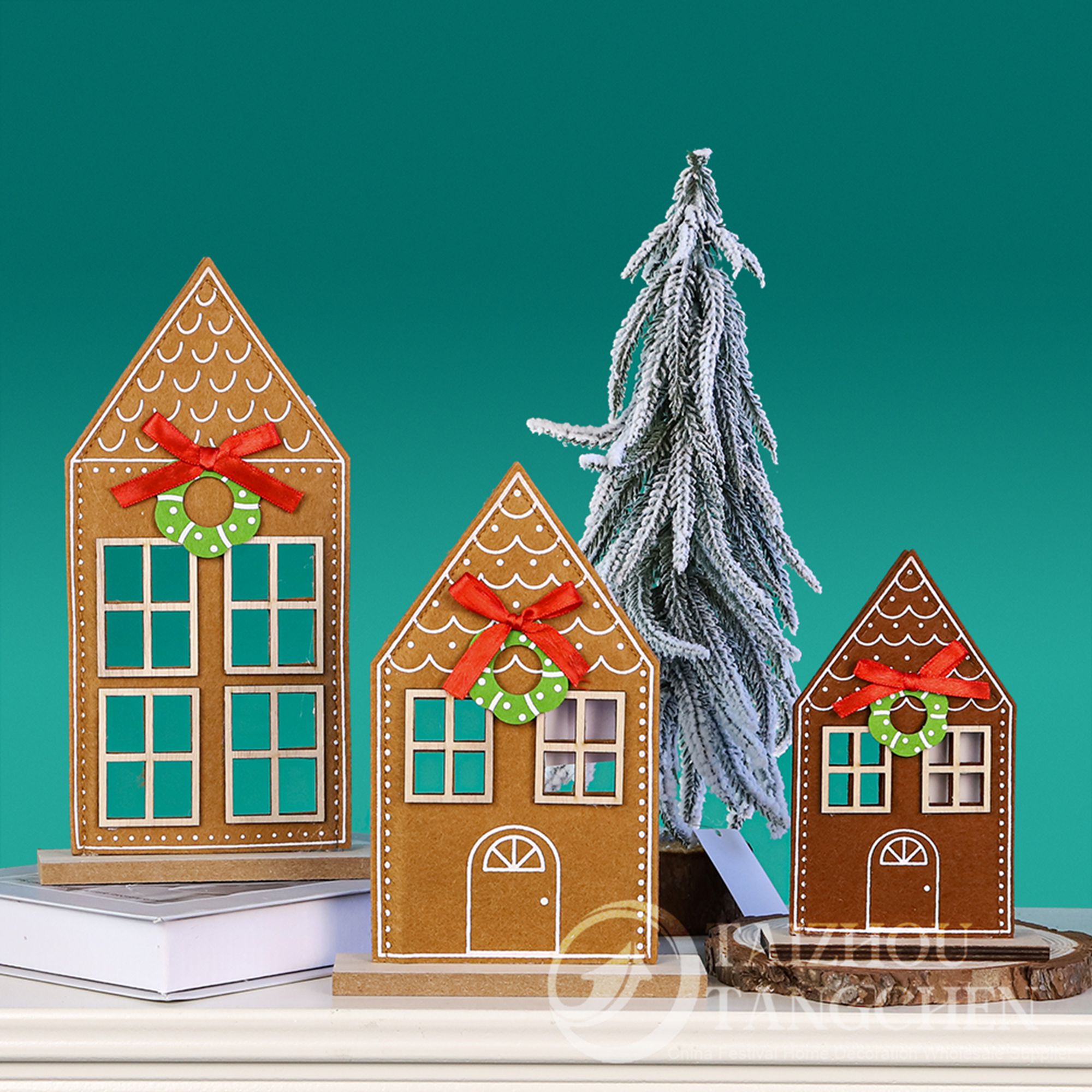 Customize Felt Handcrafted Gingerbread House Christmas Village Houses Set Decor Fabric for Holiday Home Decor 5