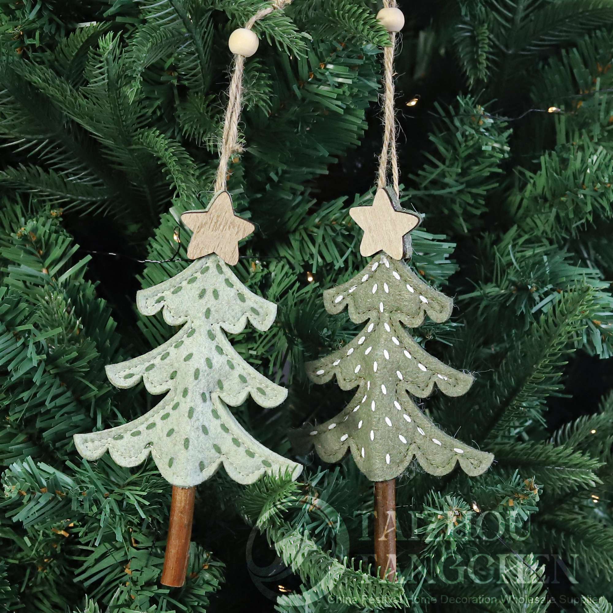 Individuell gestaltete Weihnachtsbaumkugeln aus Filz im nordischen Stil – handgefertigte Hängedekorationen für Kinder, DIY-Weihnachtsfeiern und Zuhause 4