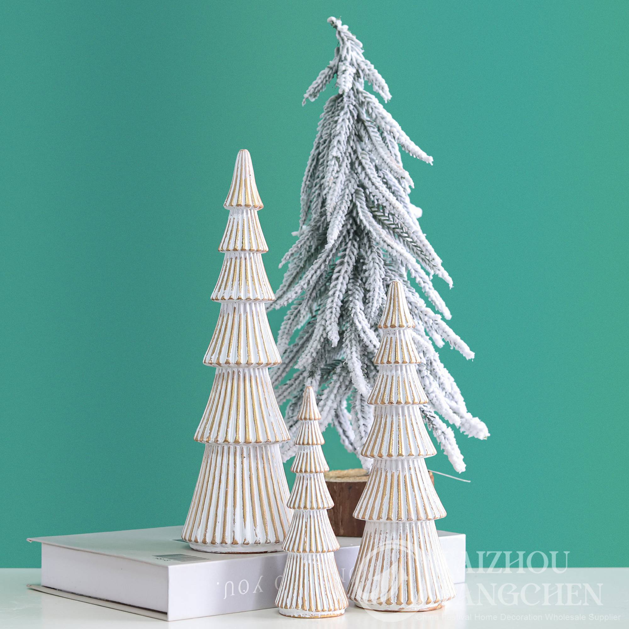 Nordic White Striped Tiered Mini Christmas Tree Resin Deer Head Bust Figurines Vintage Rustic Winter Table Centerpiece Decor 3