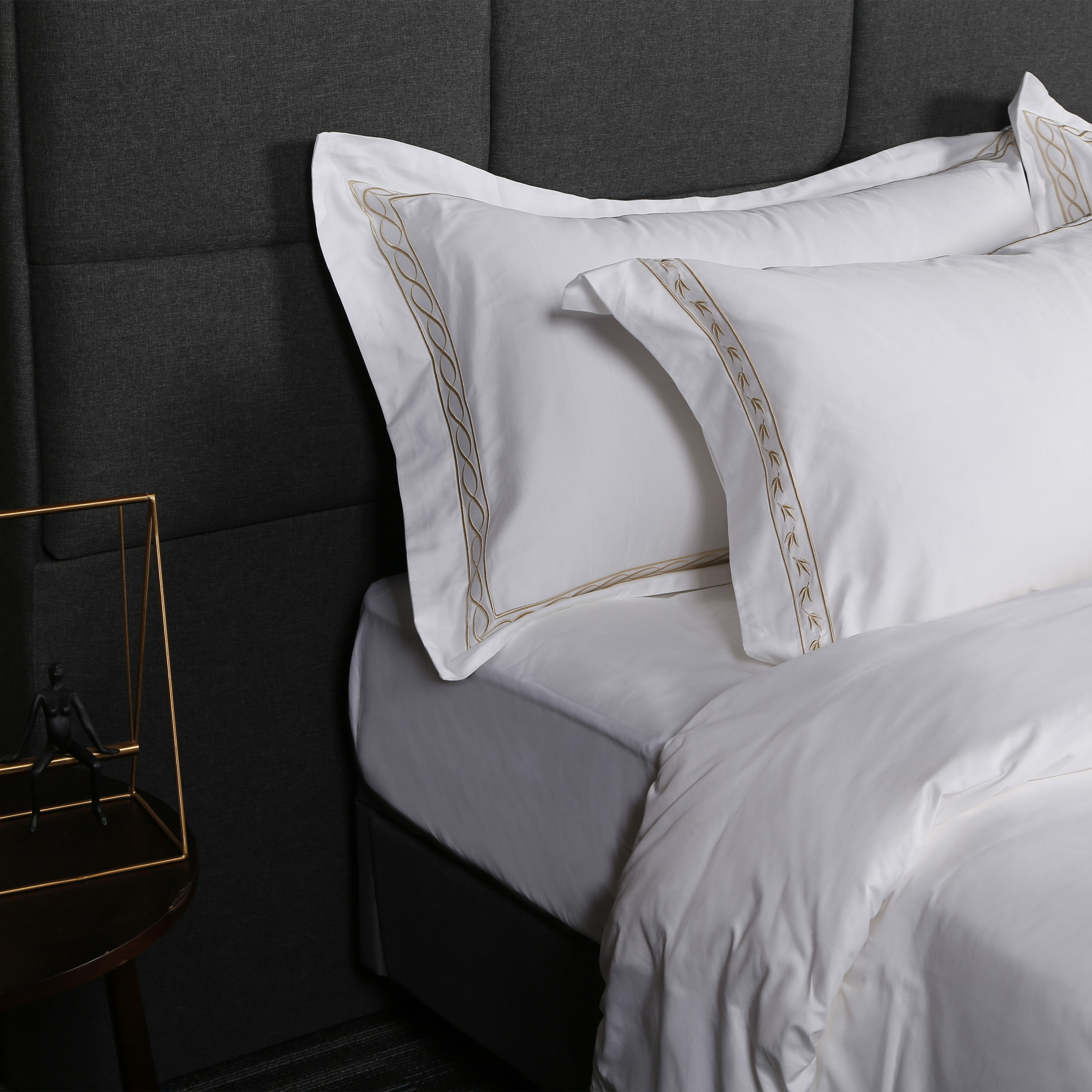 Luxury 5 Star Hotel Bedding Set Honey Comb Embroidery Duvet Cover Pillow Case Custom 9