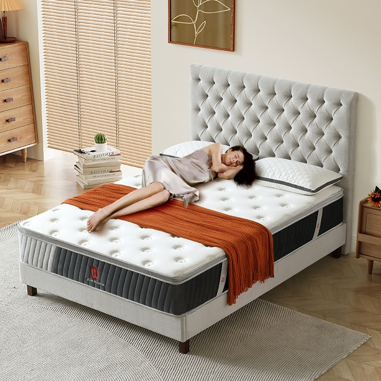 Customized 34PB-43 Rolled Up In A Box Easy Packaged Pocket Spring Mattress OEM/ODM Twin Queen King Size Hotel Mattresses 1