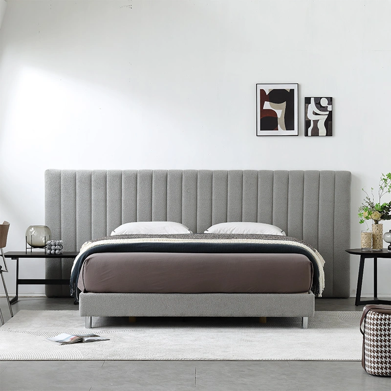 Lit plateforme rembourré moderne MB3656ZT Berlin avec tête de lit allongée à canaux 1