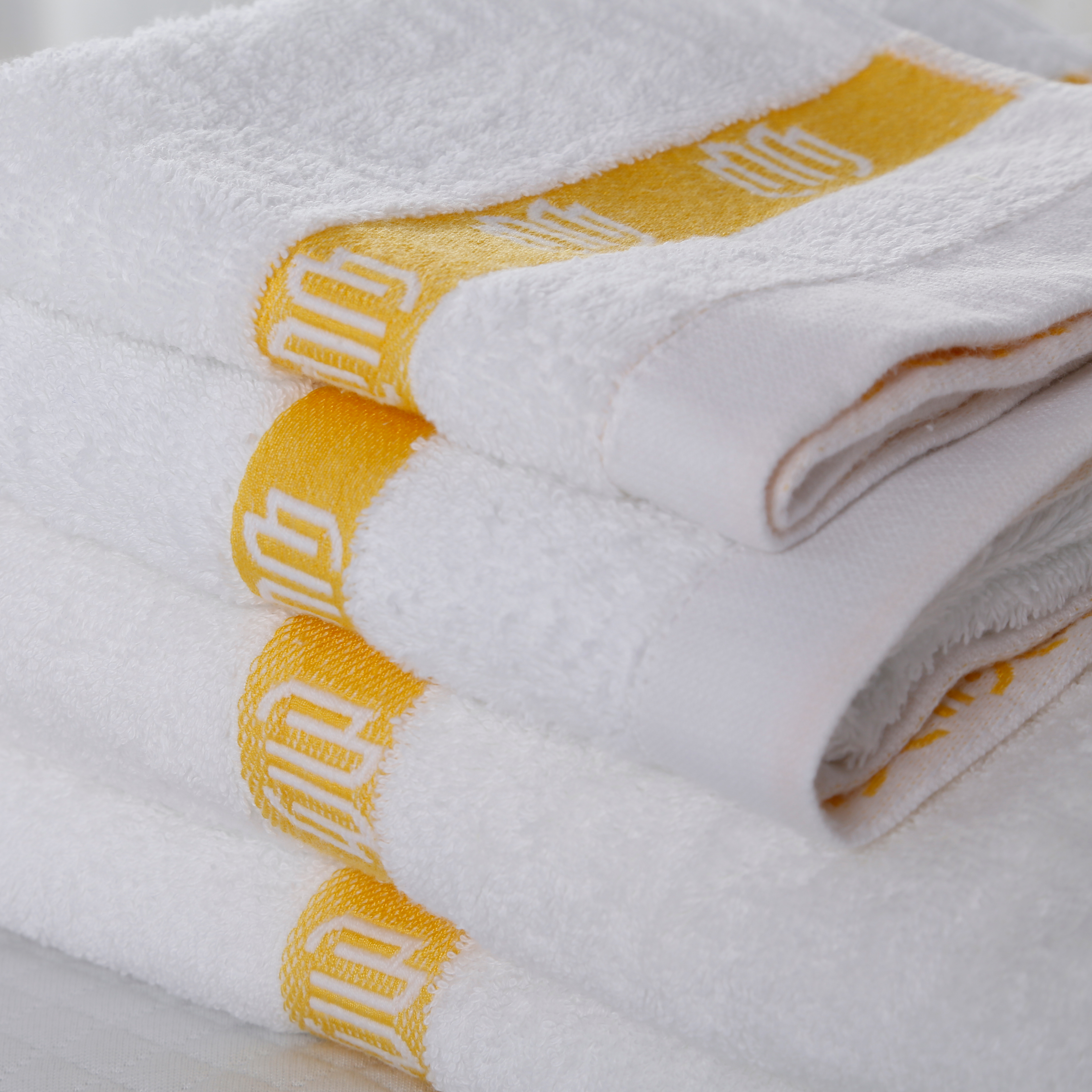 Wholesale White Hotel Bath Towel Premium Plus Made with Ring Spun 100% Cotton 8