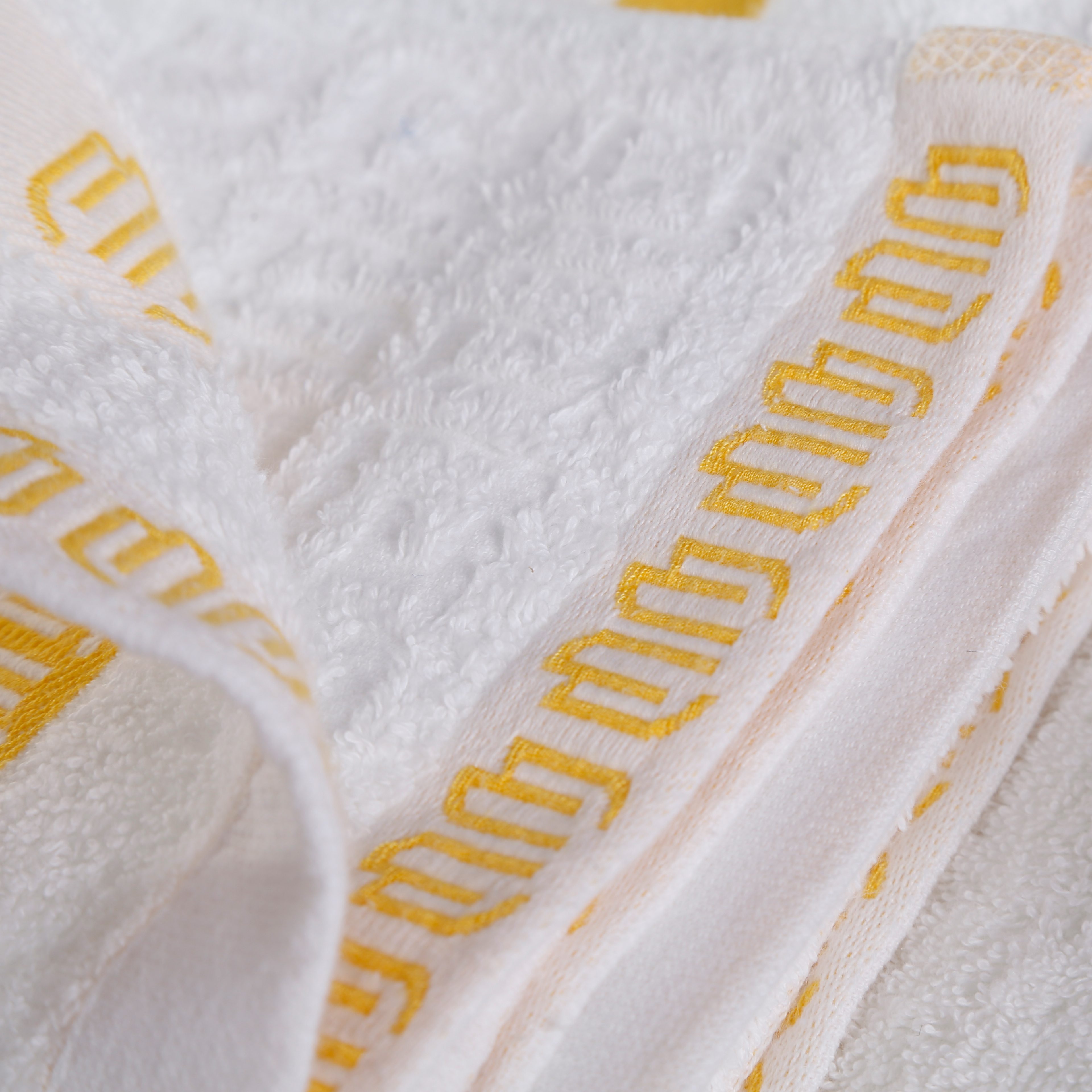 Wholesale White Hotel Bath Towel Premium Plus Made with Ring Spun 100% Cotton 9