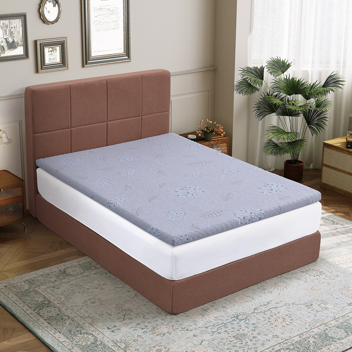 Наматрасник 5MF-02 размера Queen Size из пены с эффектом памяти - мягкий, охлаждающий и снимающий давление. 1