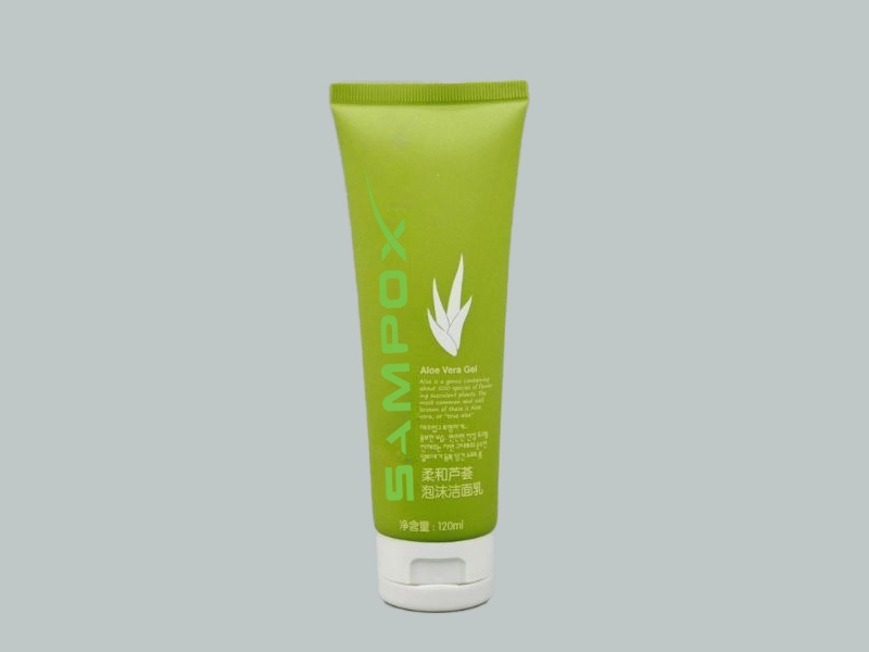 Tube de lait nettoyant à dessus rabattable sérigraphié mat D40mm 1