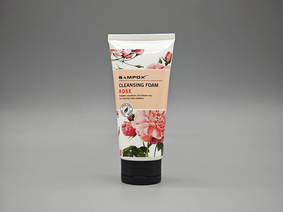 Face Wash Packaging Tube PE Sticker Label Black Flip‑Top Cap 130g D45mm 1
