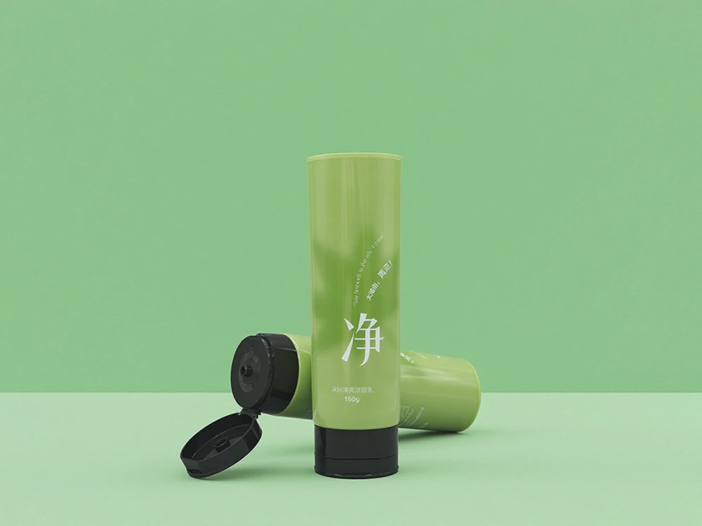 Tube de lavage du visage avec capuchon en haut à feuilles flip 1