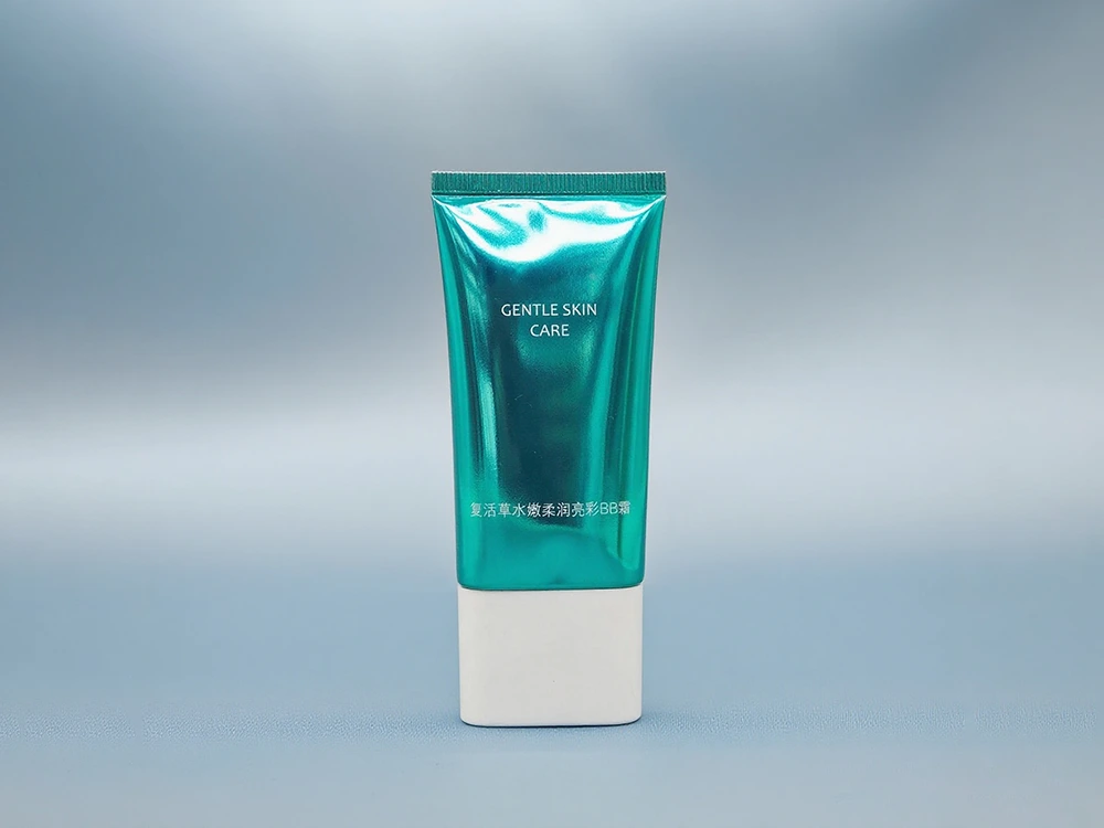 หลอดครีม BB แบนกับน้า 1