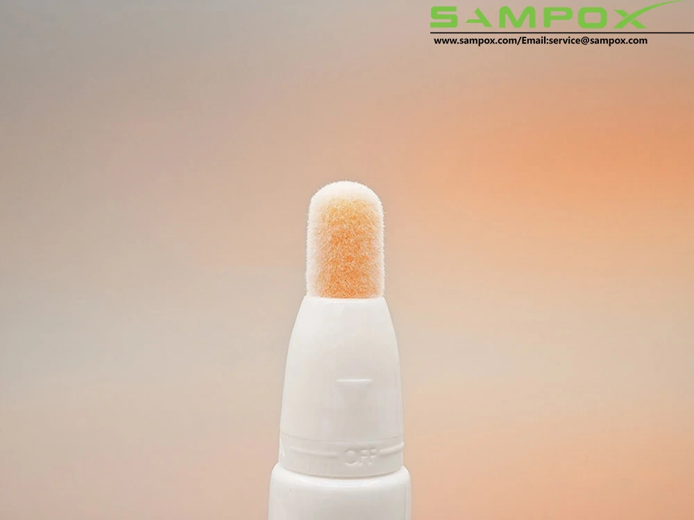 Tubetto di essenza con tappo bianco ottagonale e applicatore in spugna D19mm 1