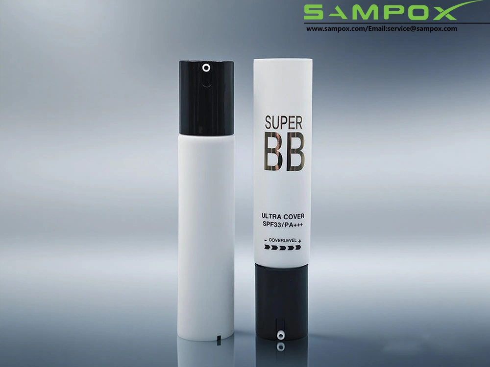 Biała tubka z pompką do płynu PE ze złotą folią i czarnym nadrukiem, 30 mm 1