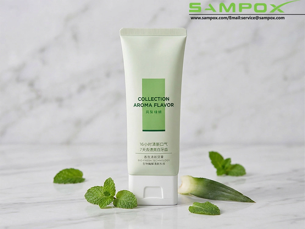 หลอดยาสีฟัน PBL รสแมตต์มินต์ พร้อมฝาปิดแบบพลิกเปิดทรงสี่เหลี่ยม ขนาด 75 กรัม เส้นผ่านศูนย์กลาง 40 มม. 1