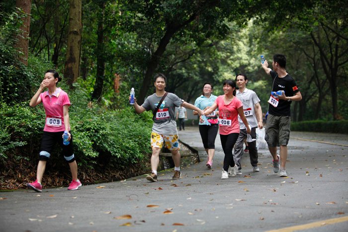 Felicidad <000000> Amor - 1ª Senderismo de 10 km de NICORE 12