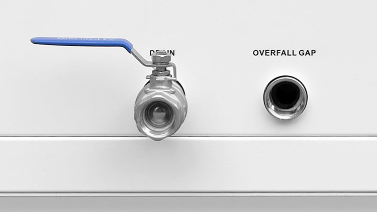 TEYU激光冷水机排水口带阀门