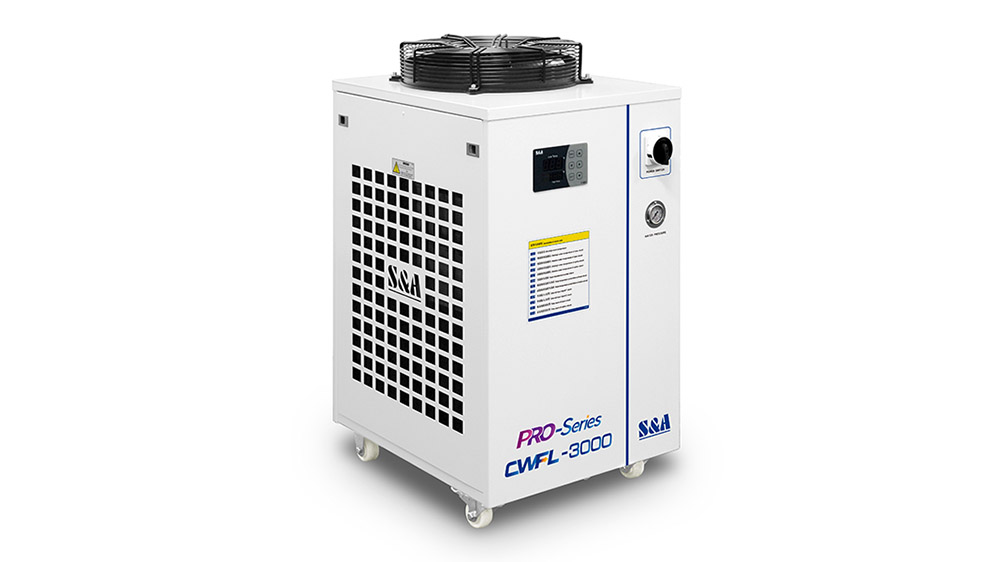 Sistema di ricircolo dell'acqua Refrigeratore CWFL-3000 per macchina per lavorazione laser da 3 KW