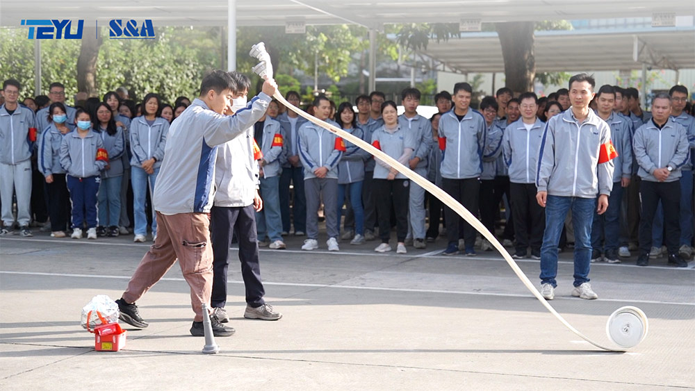 Vježba za zaštitu od požara u tvornici rashladnih uređaja TEYU S&A