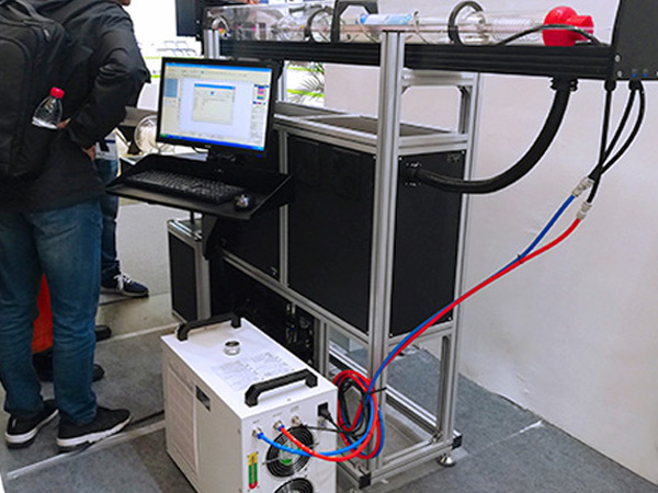  Ладилник за вода за ладење на CO2 ласерска цевка
