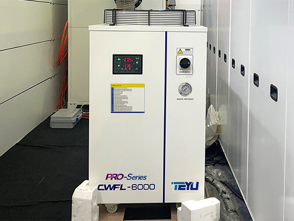  Máy làm lạnh laser CWFL-6000 cho máy cắt laser sợi quang 6000W