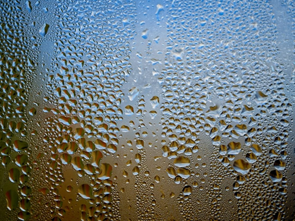 夏季如何有效防止激光机结露